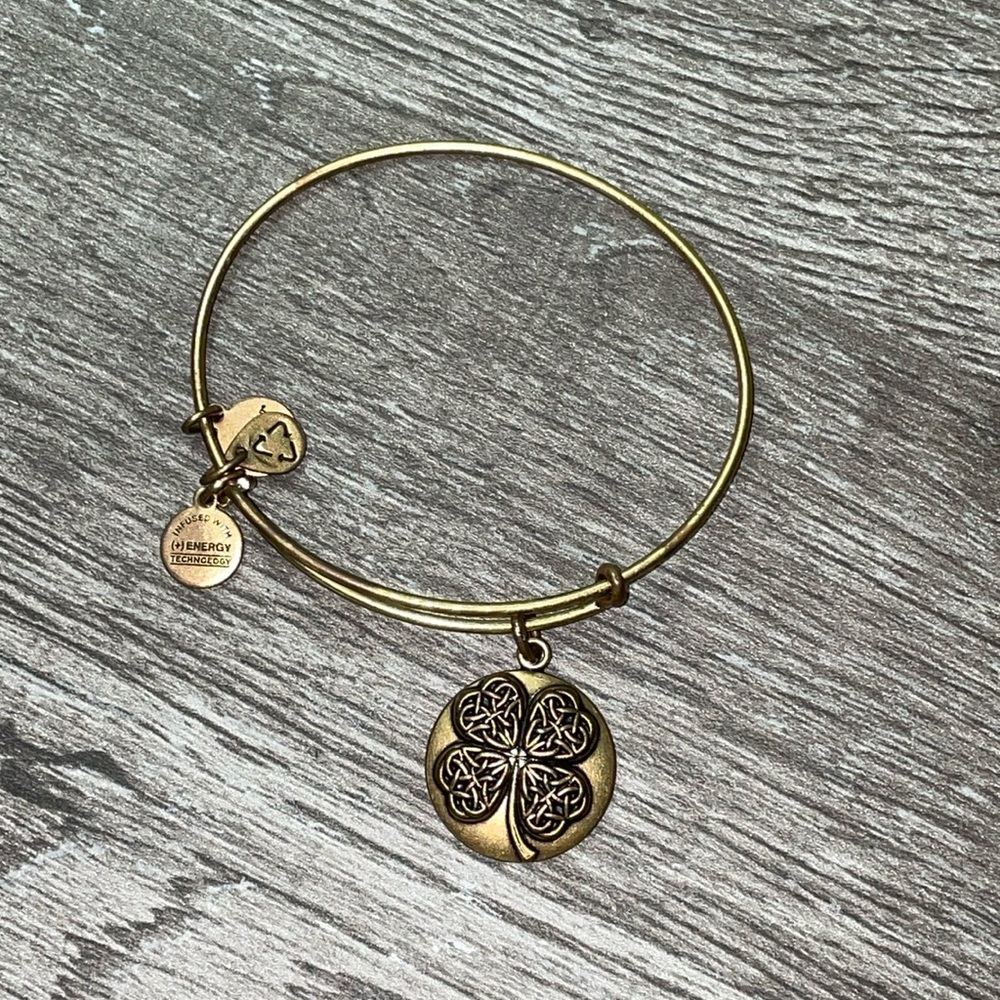 Alex and Ani Bangle 4 Leaf Clover Bracelet